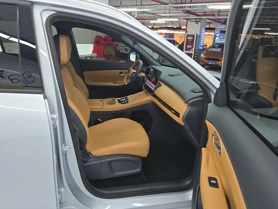 Geely Galaxy Galaxy Starship 7 EM-i 2025 2025 Model 55km Voyage Edition