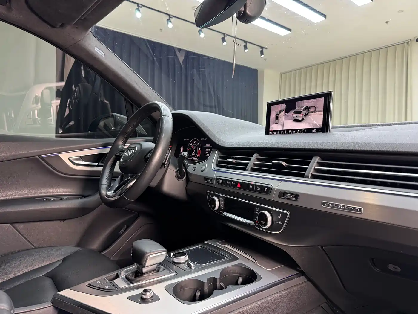 Audi Q7 2019 45 TFSI Comfort фото 35