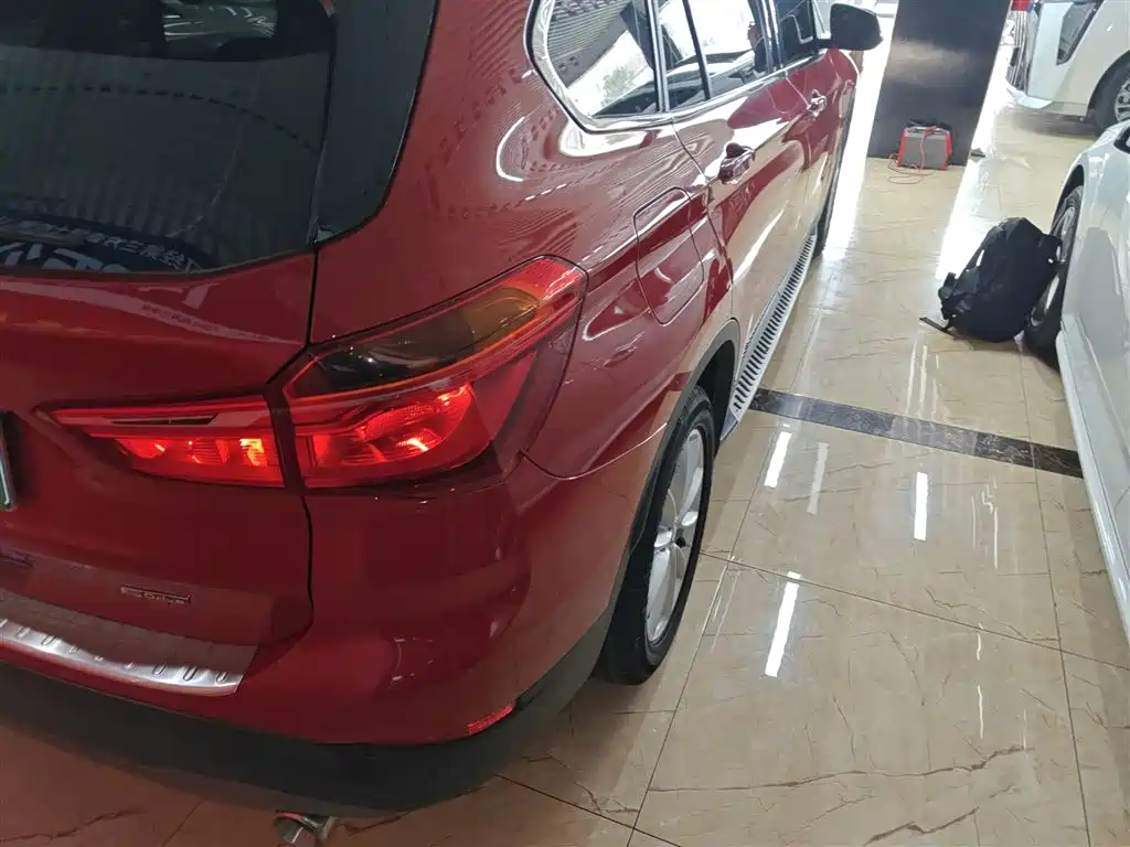 BMW X1 2019 sDrive18Li Fashion Model фото 8