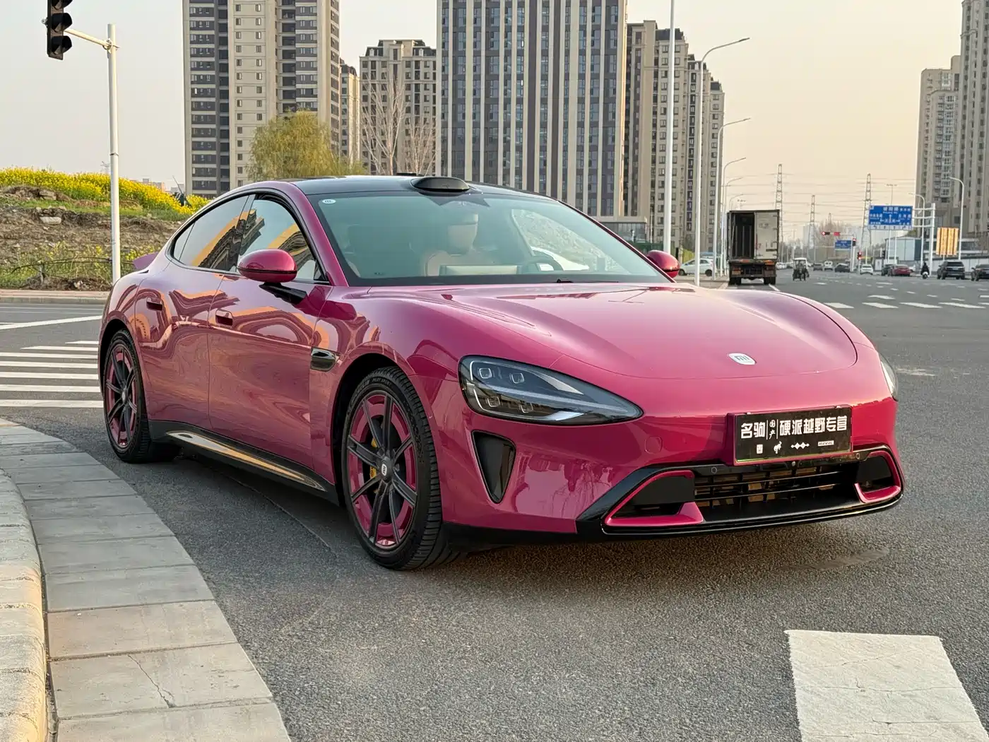 XIAOMI CAR XIAOMI SU7