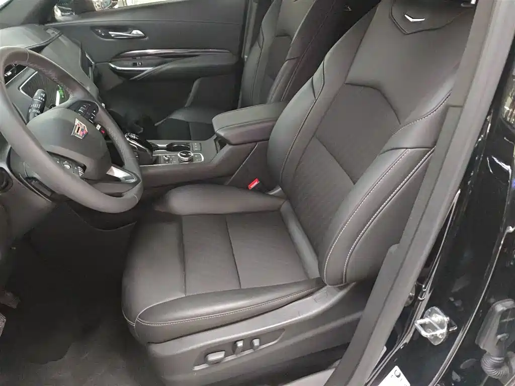 Cadillac XT4 2022 28T FWD Style фото 15