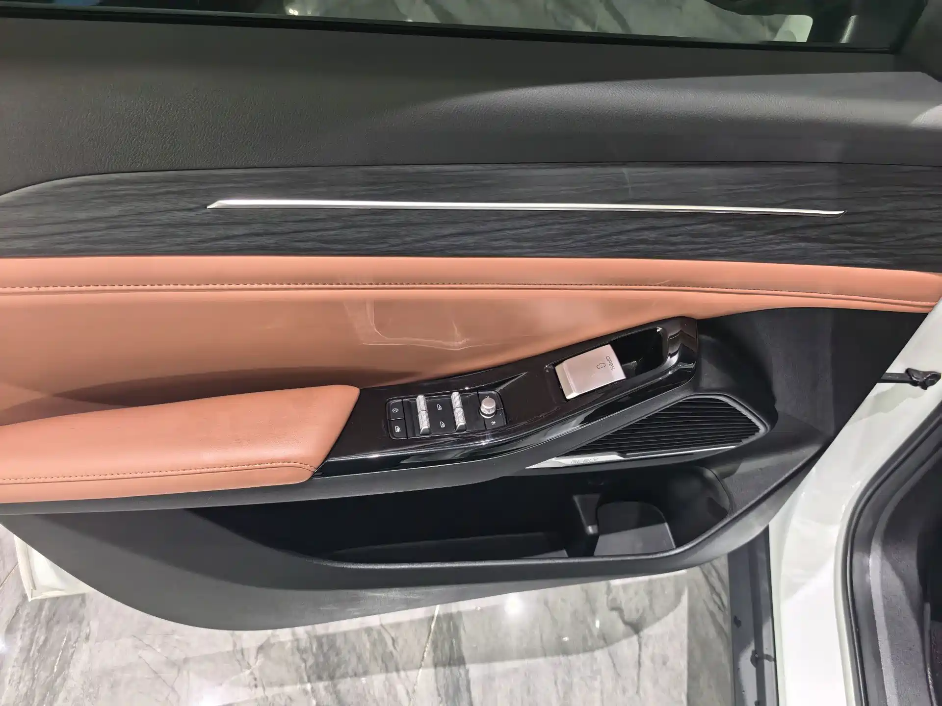 Фото 6 - Geely Galaxy Galaxy L6