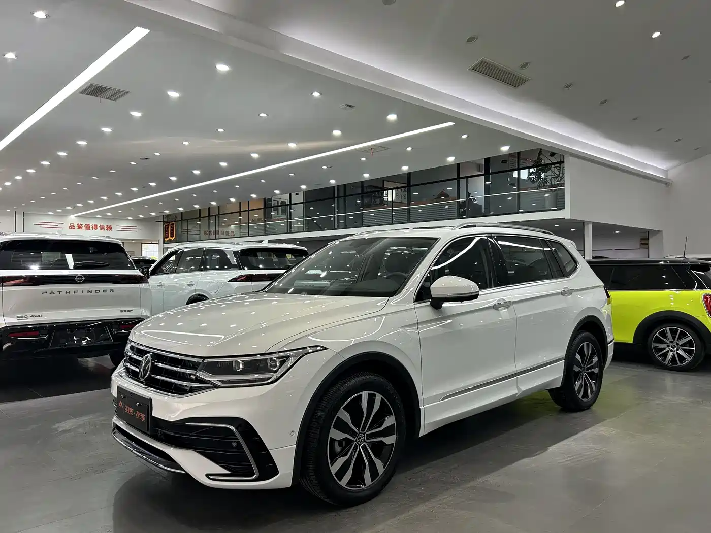 VOLKSWAGEN TIGUAN L 2025