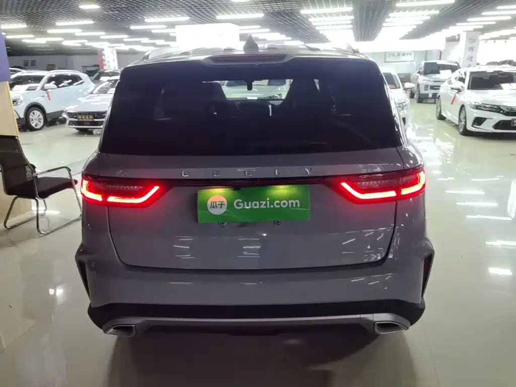 Фото 6 - Geely Haoyue PRO