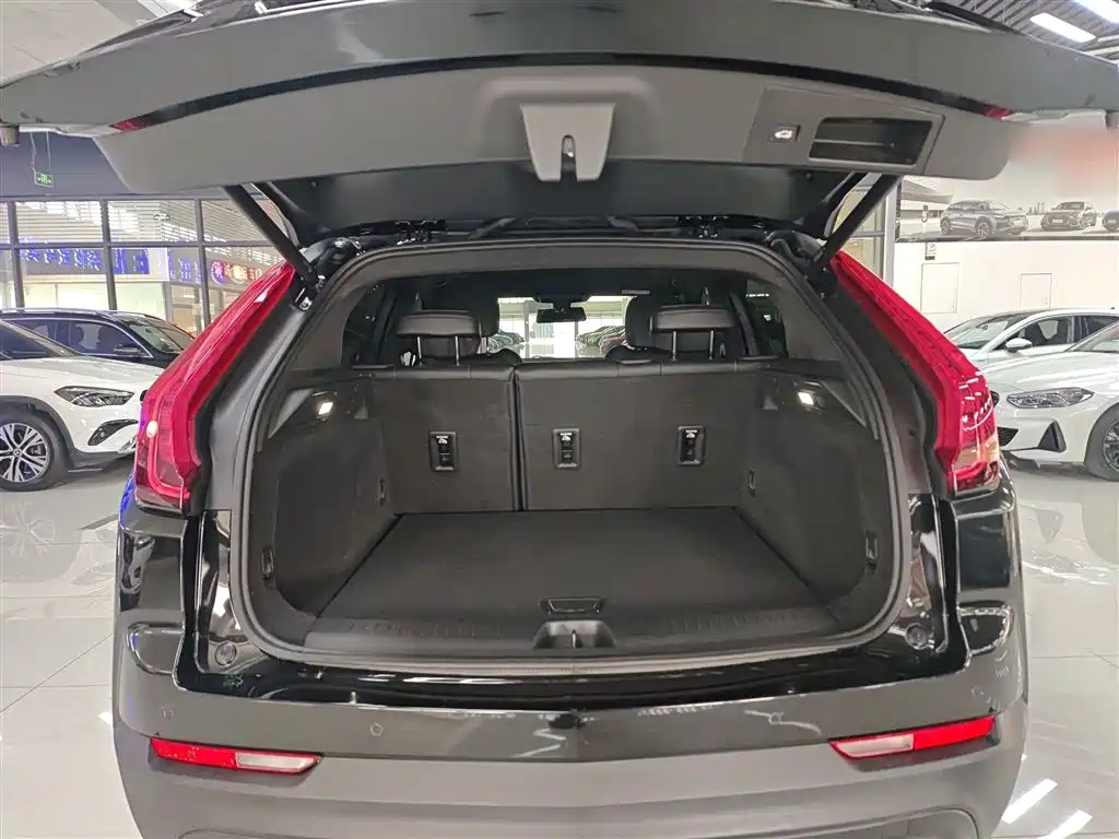 Cadillac XT4 2022 28T FWD Style фото 19