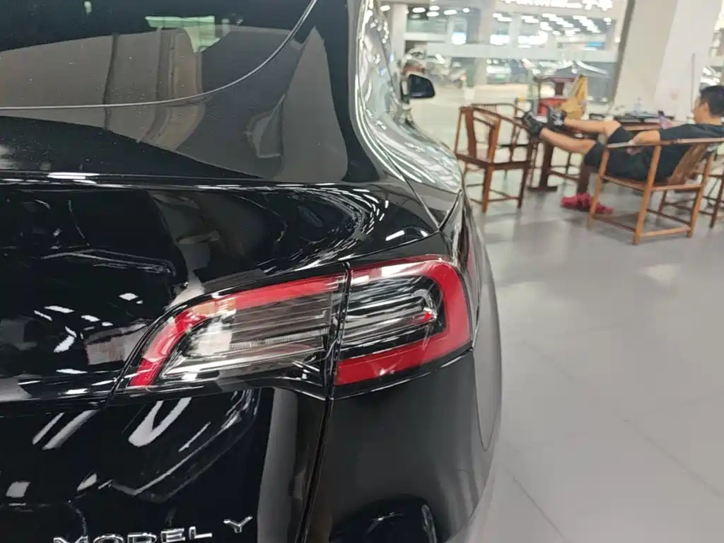 Tesla Model Y 2021 2021 Standard Range Rear-Wheel Drive
