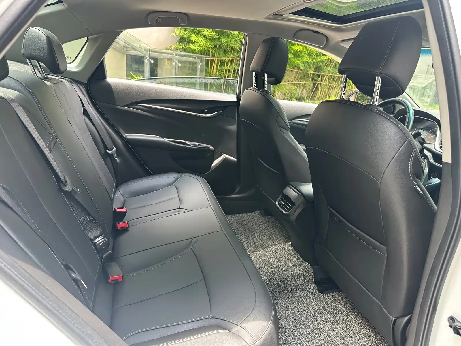 Фото 12 - Buick Excelle