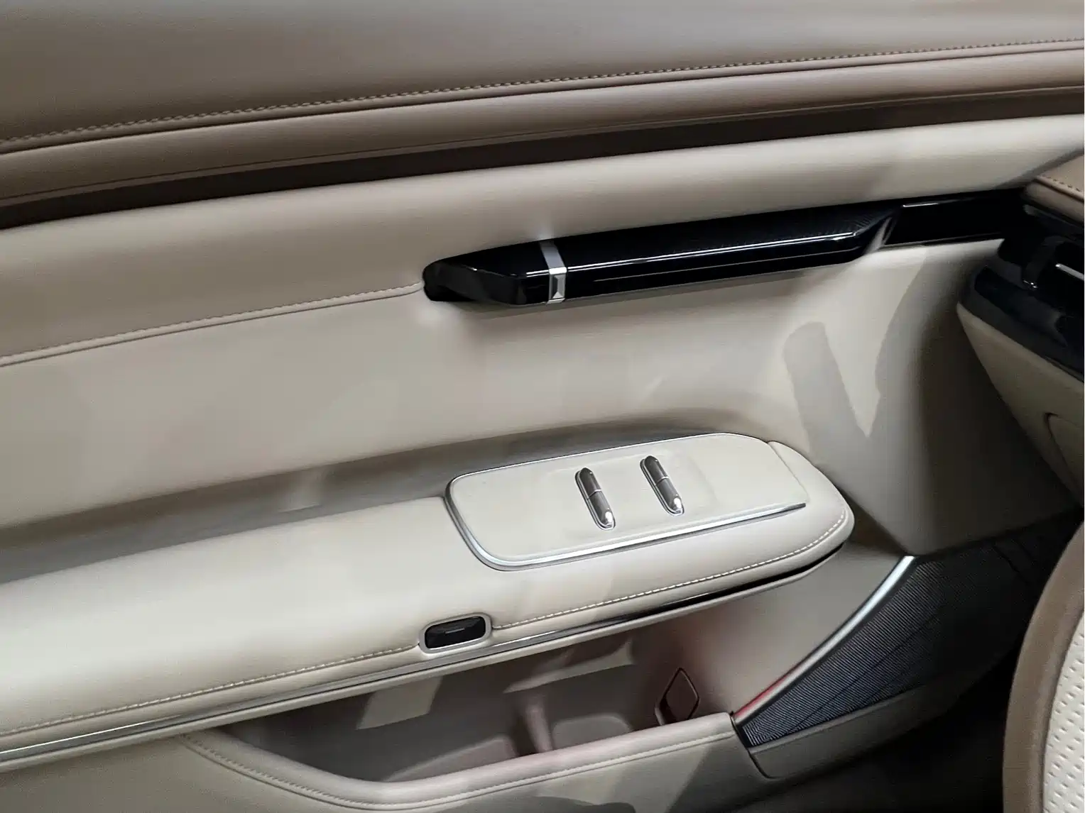 Photo 14 - GAC Haobo Hyper HT