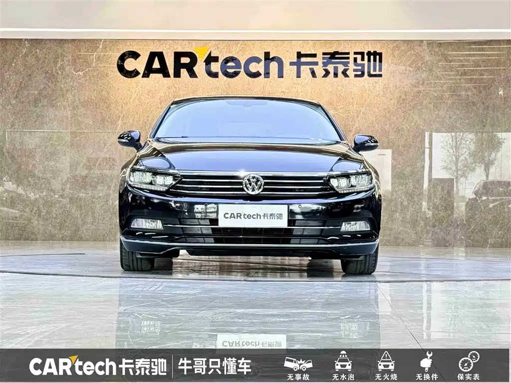 Volkswagen Magotan 2019 330TSI DSG Luxury China V фото 3