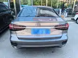 Фото 6 - Roewe i5
