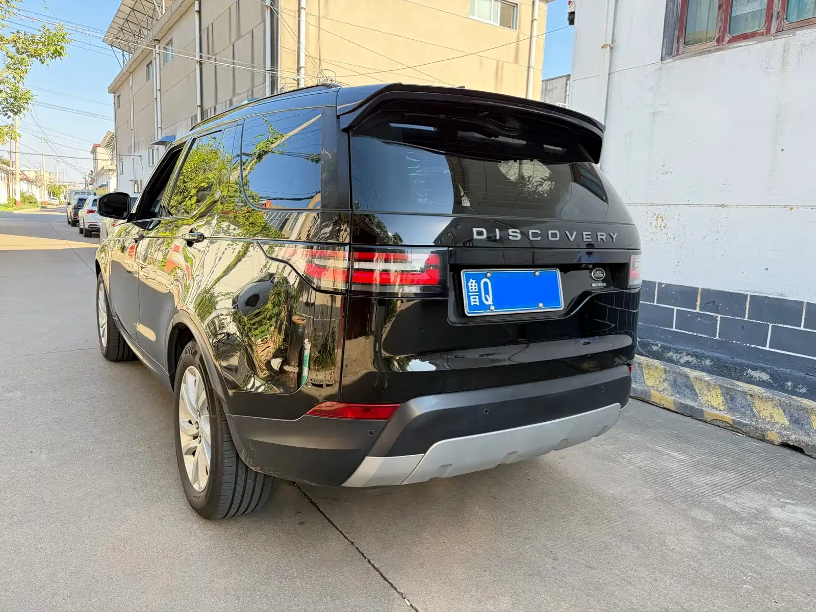 Photo 9 - Land Rover Discovery