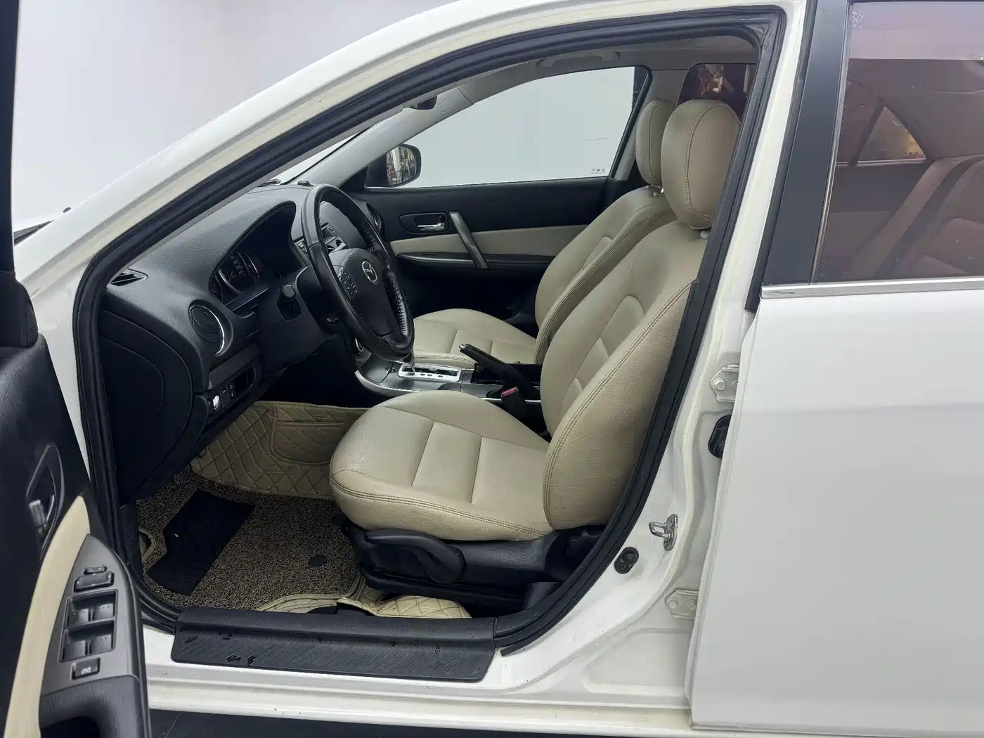 Фото 5 - Mazda 6