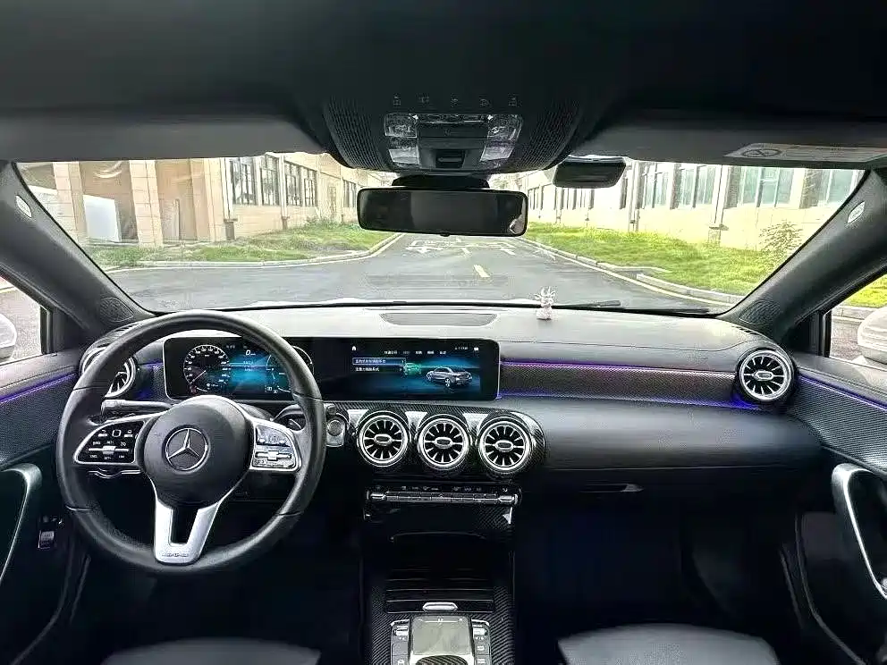 Mercedes-Benz A-Class 2020 Facelift A 180 L Sport Sedan фото 7