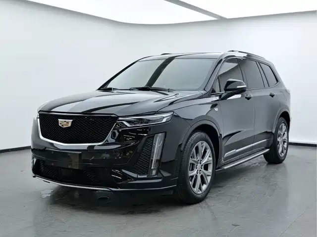 CADILLAC XT6