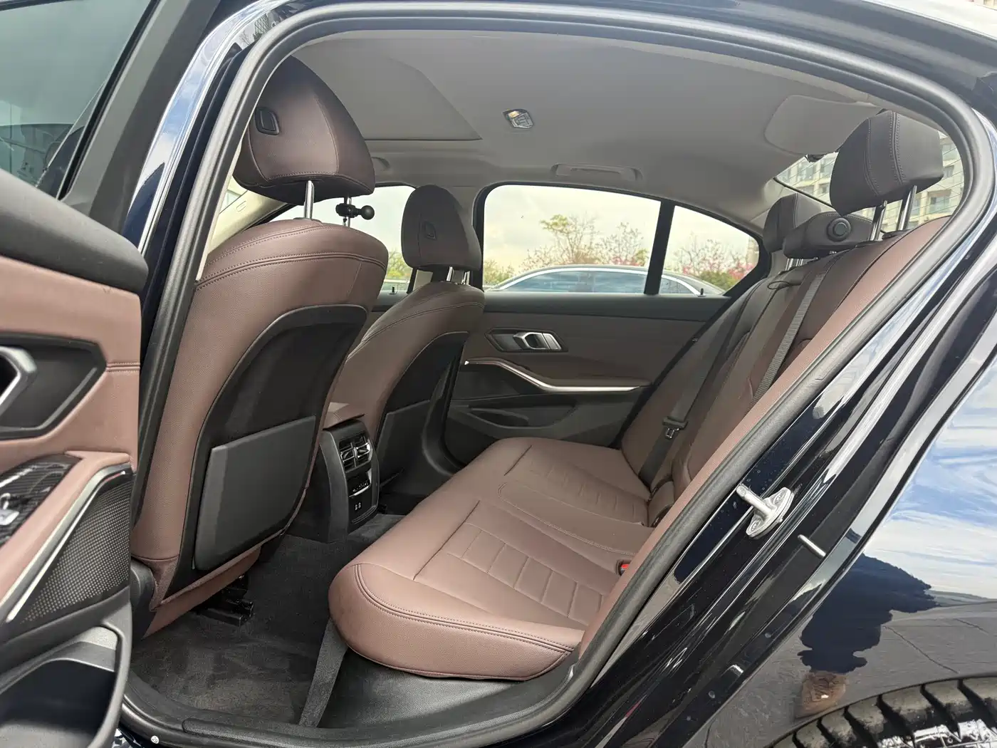 BMW 3 Series 2021 325i M Sport Package фото 6