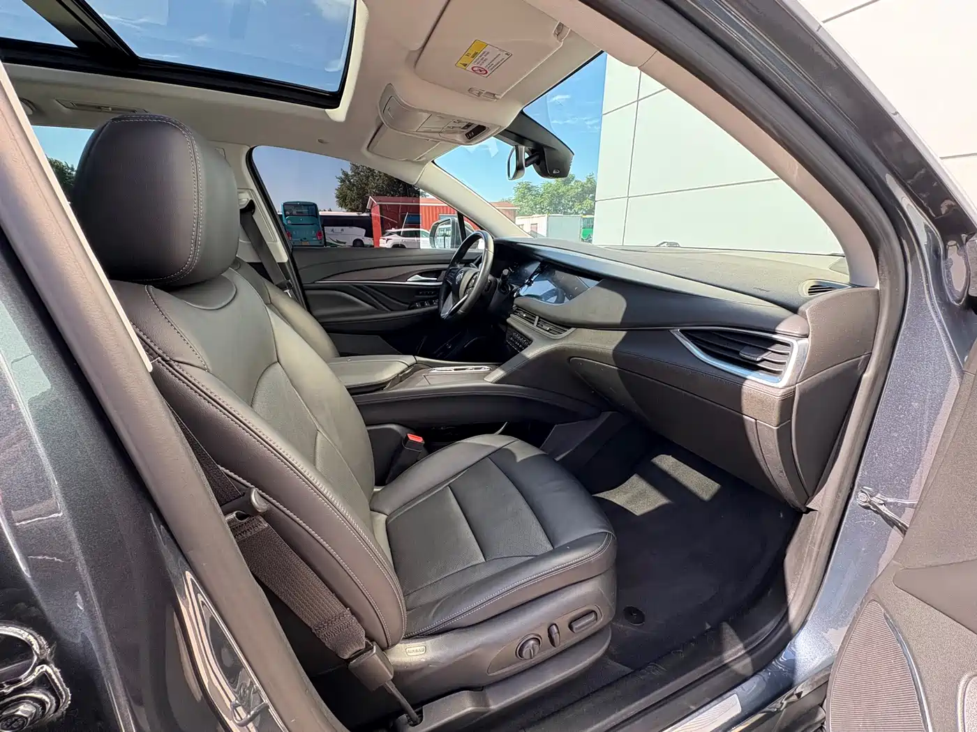 Buick Enclave 2020 28T 4WD Premium Model фото 9