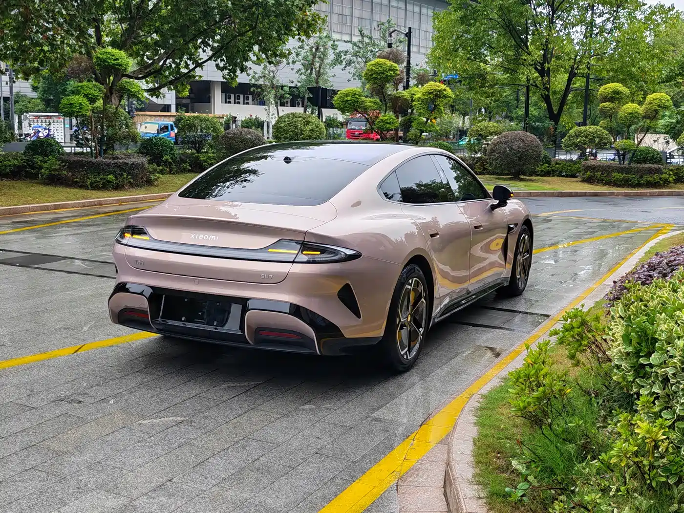 Фото 9 - Xiaomi SU7