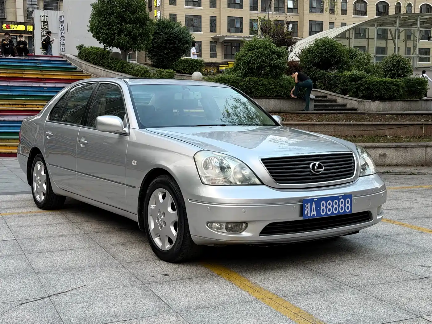 Lexus LS фото 3