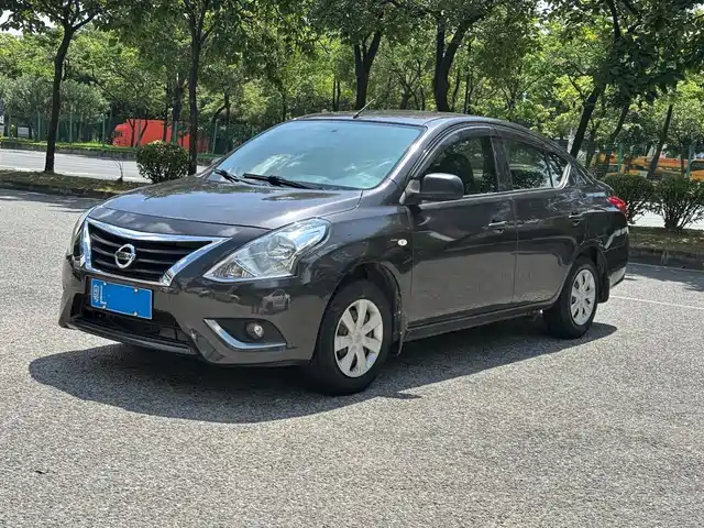  Nissan Sunny 2015 1.5XE CVT Comfort