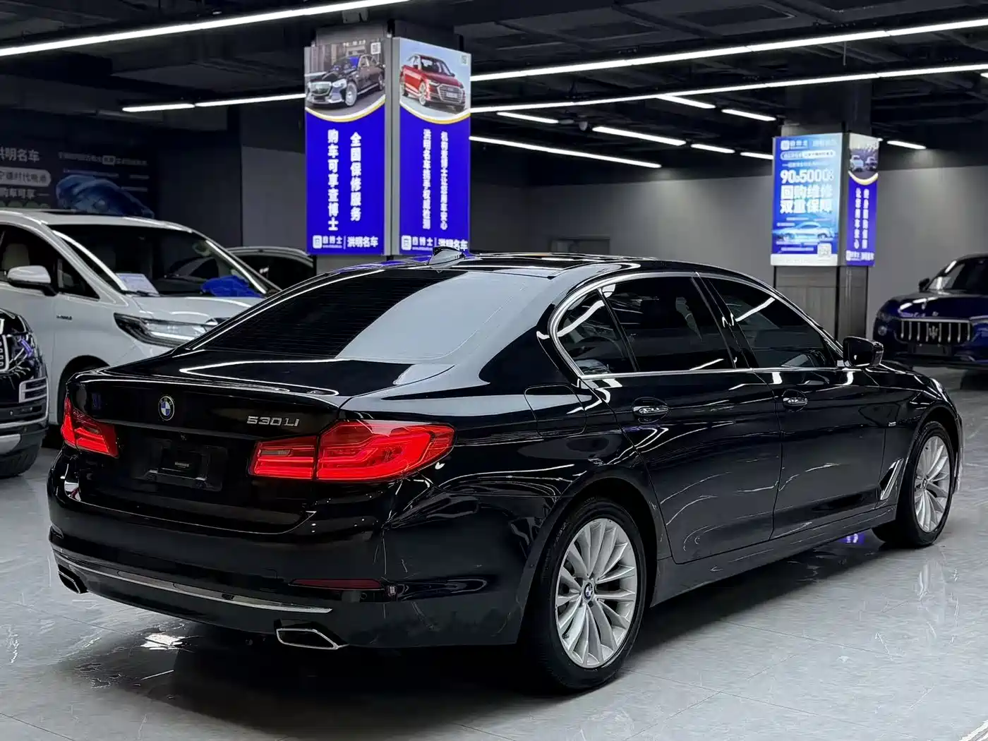 BMW 5 Series 2018 530Li Leading Luxury Package фото 4
