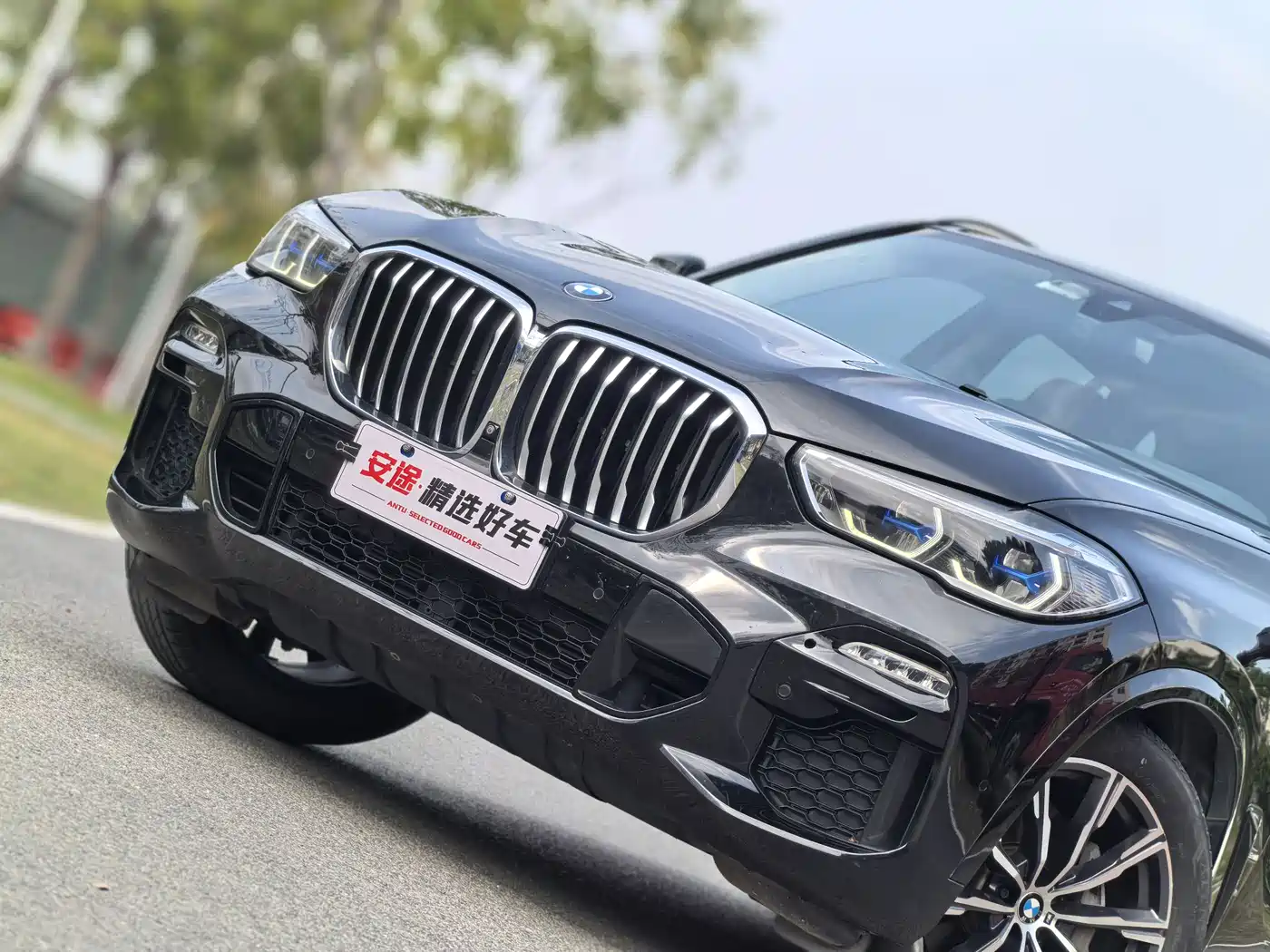 BMW X5 (Import) 2020 xDrive40i M Sport Package фото 5