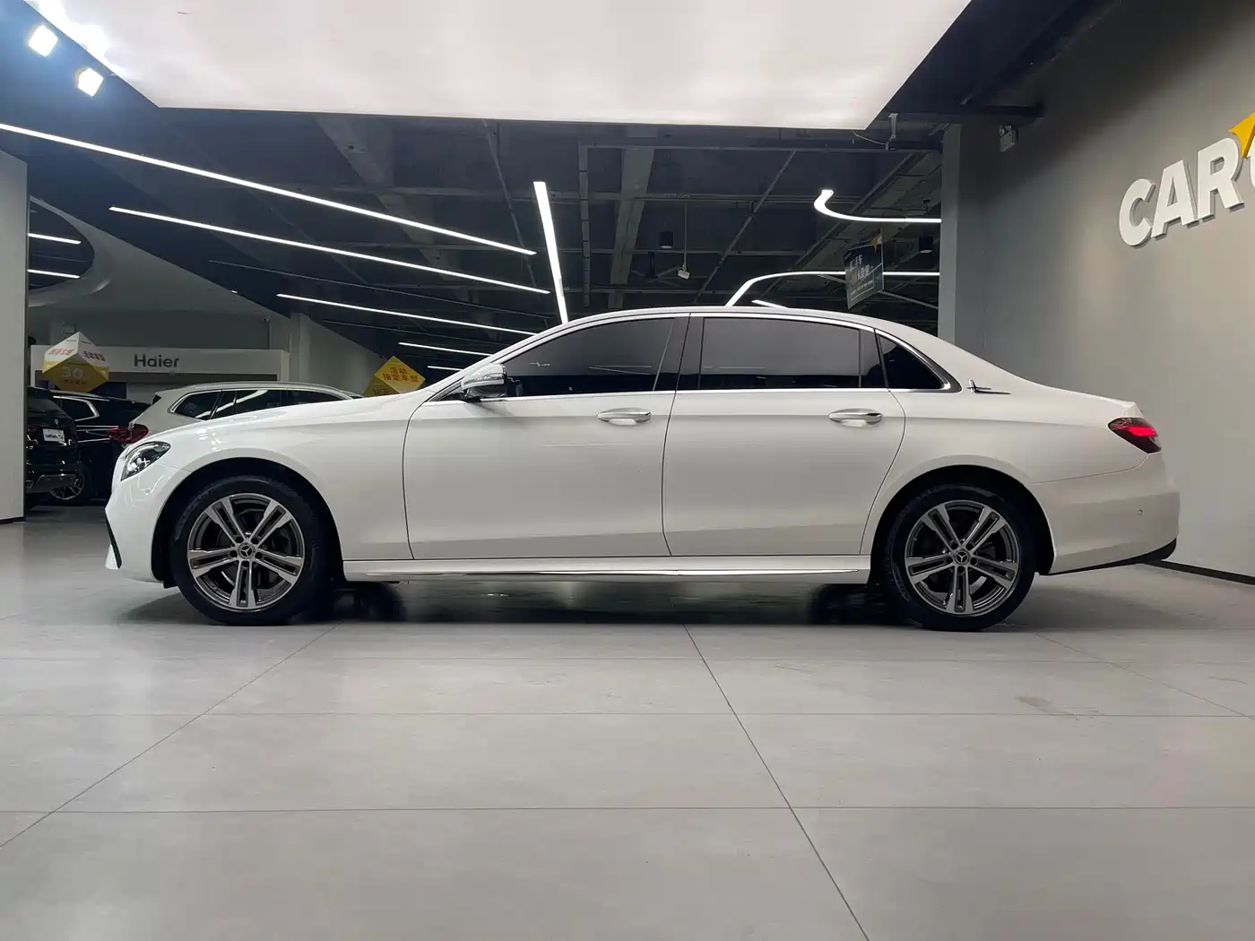 Mercedes-Benz E-Class 2022 E 260 L Sport фото 8