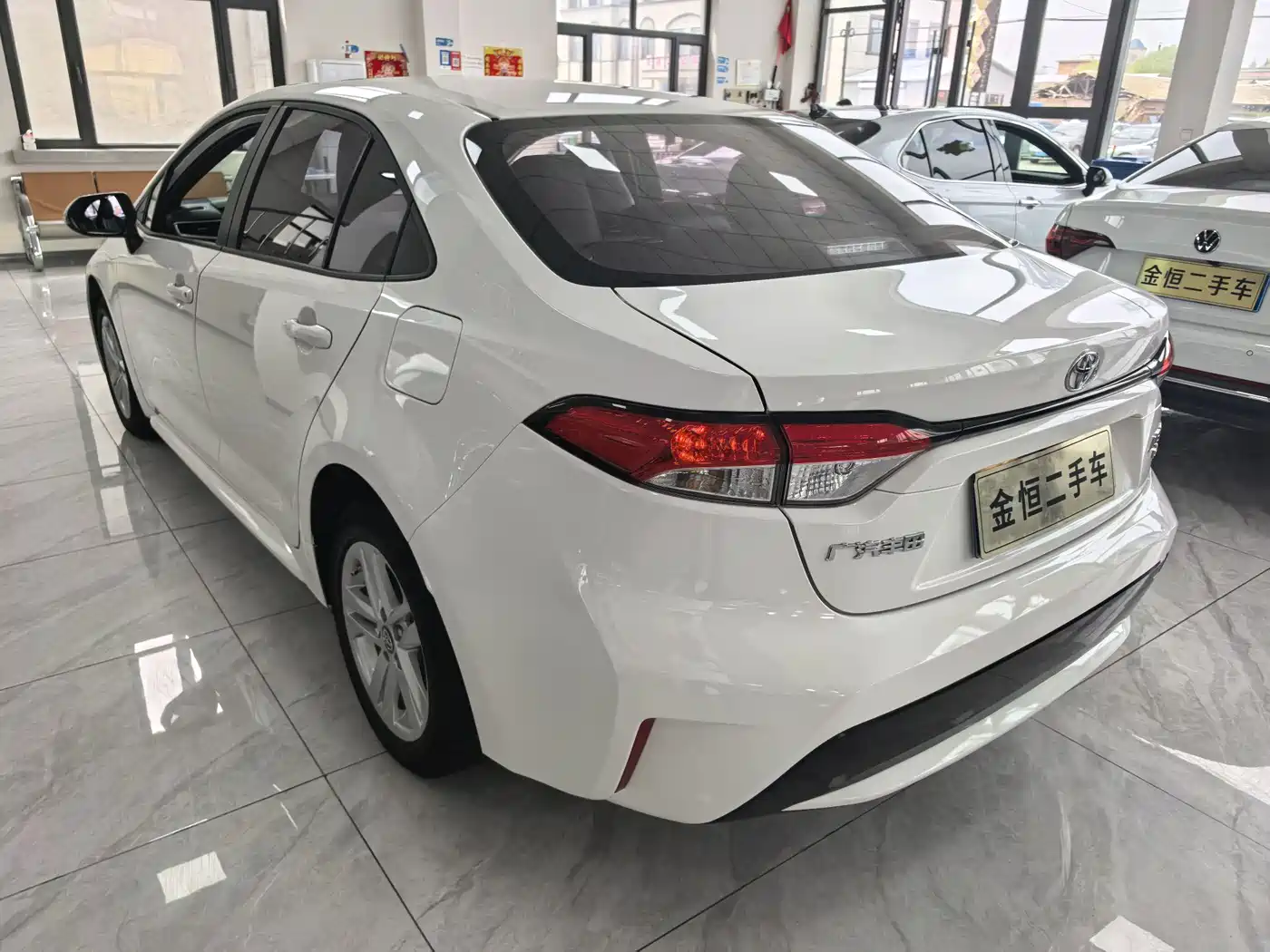 Toyota Levin 2023 185T CVT Luxury фото 6