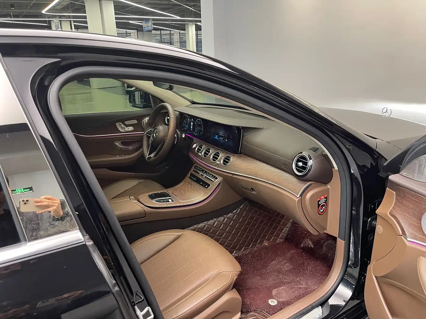 Mercedes-Benz E-Class 2021 E 300 L Luxury фото 13