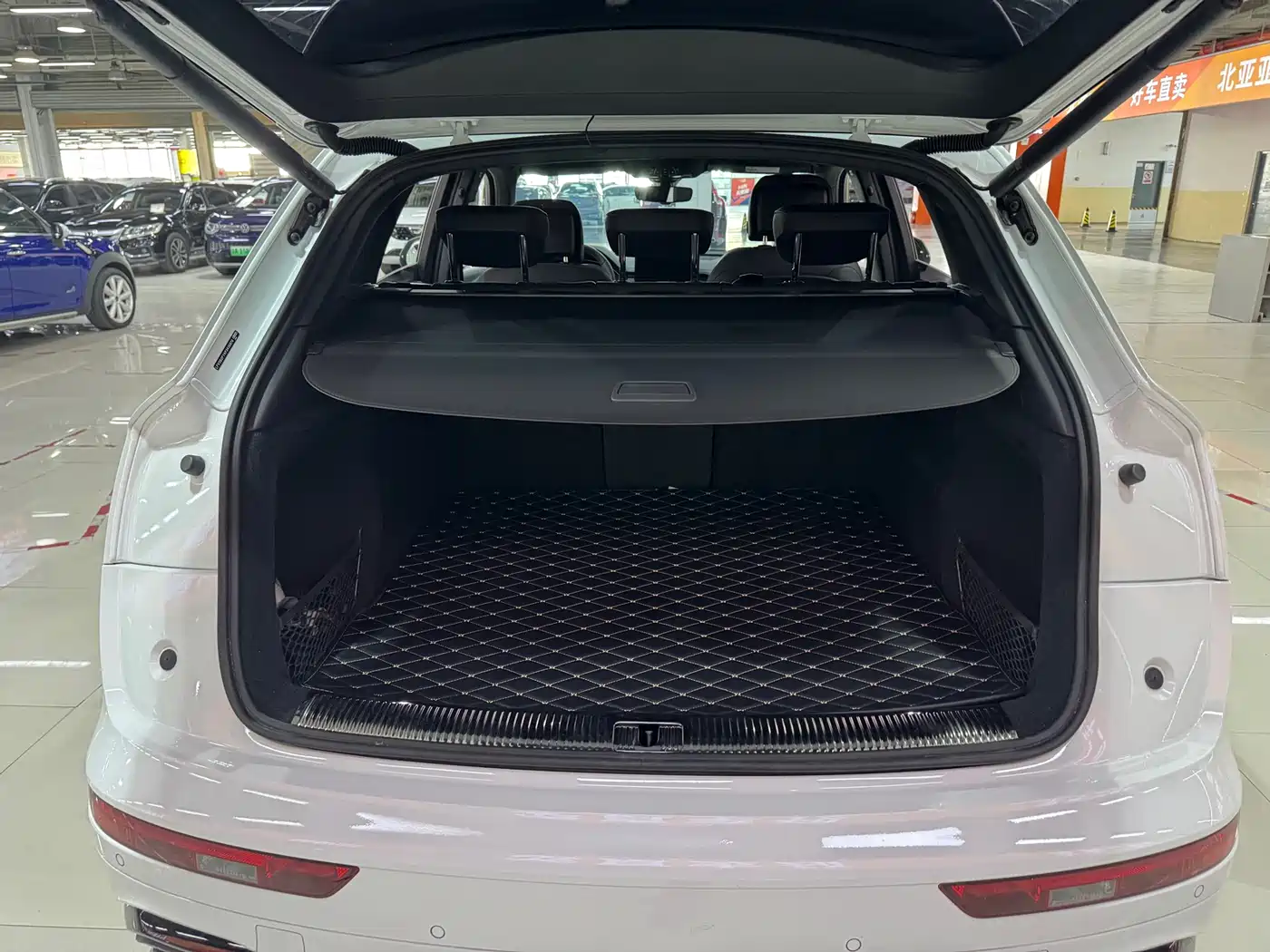 Audi Q5L 2024 Model 40 TFSI Luxury Dynamic фото 16