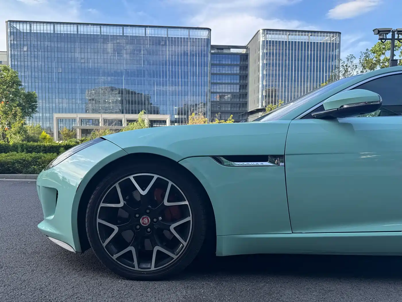 Jaguar F-TYPE 2016 3.0 SC Hardtop фото 12