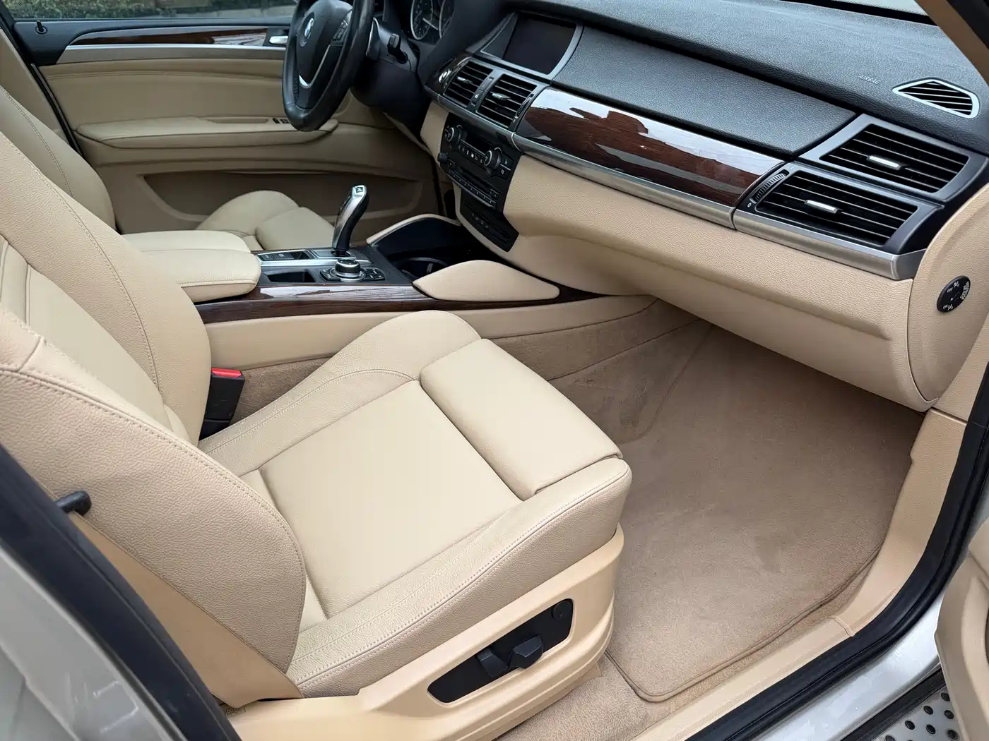 BMW X6 2011 xDrive35i фото 15