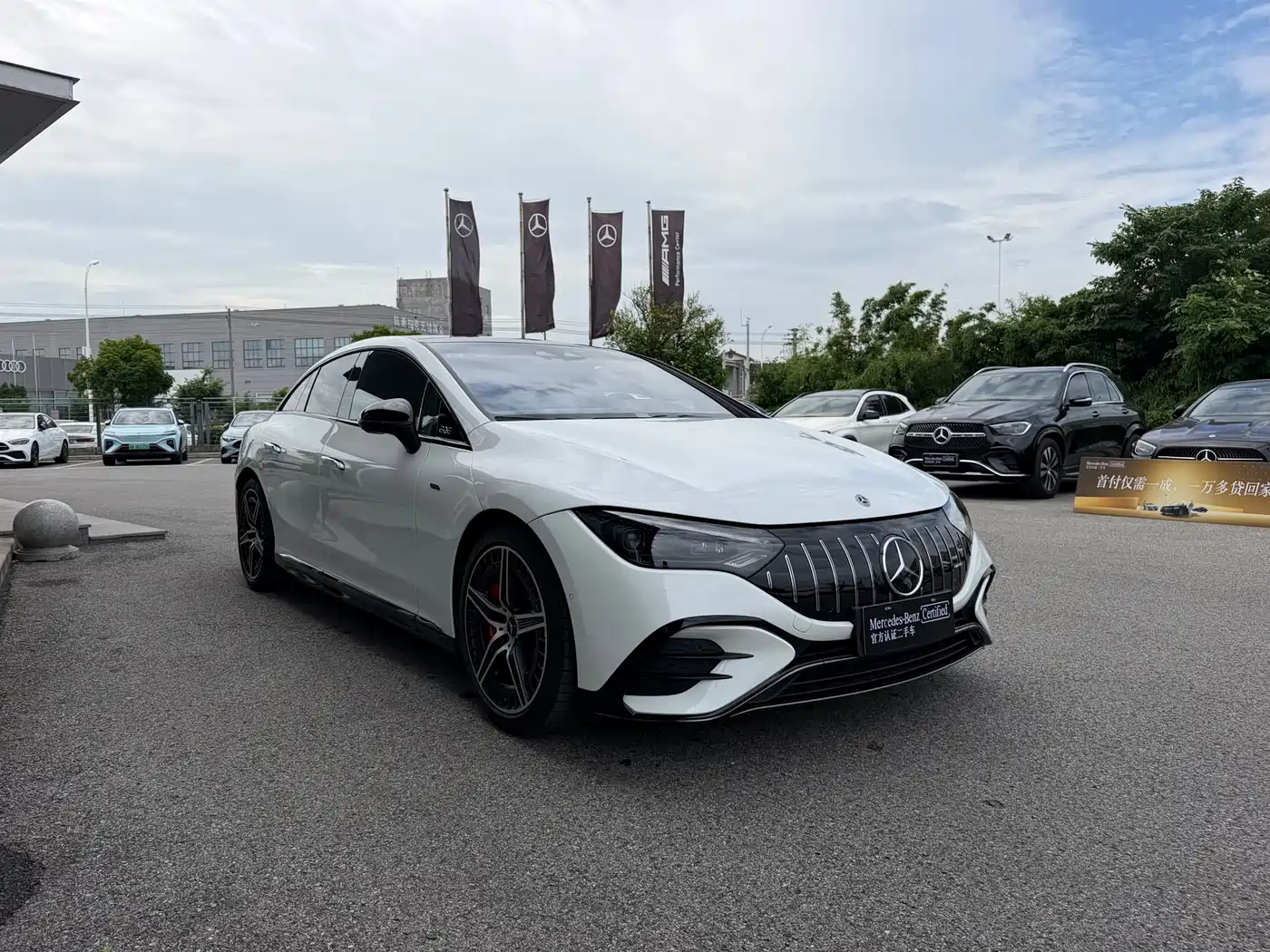 Mercedes-Benz EQE AMG 2023 AMG EQE 53 4MATIC+ фото 3