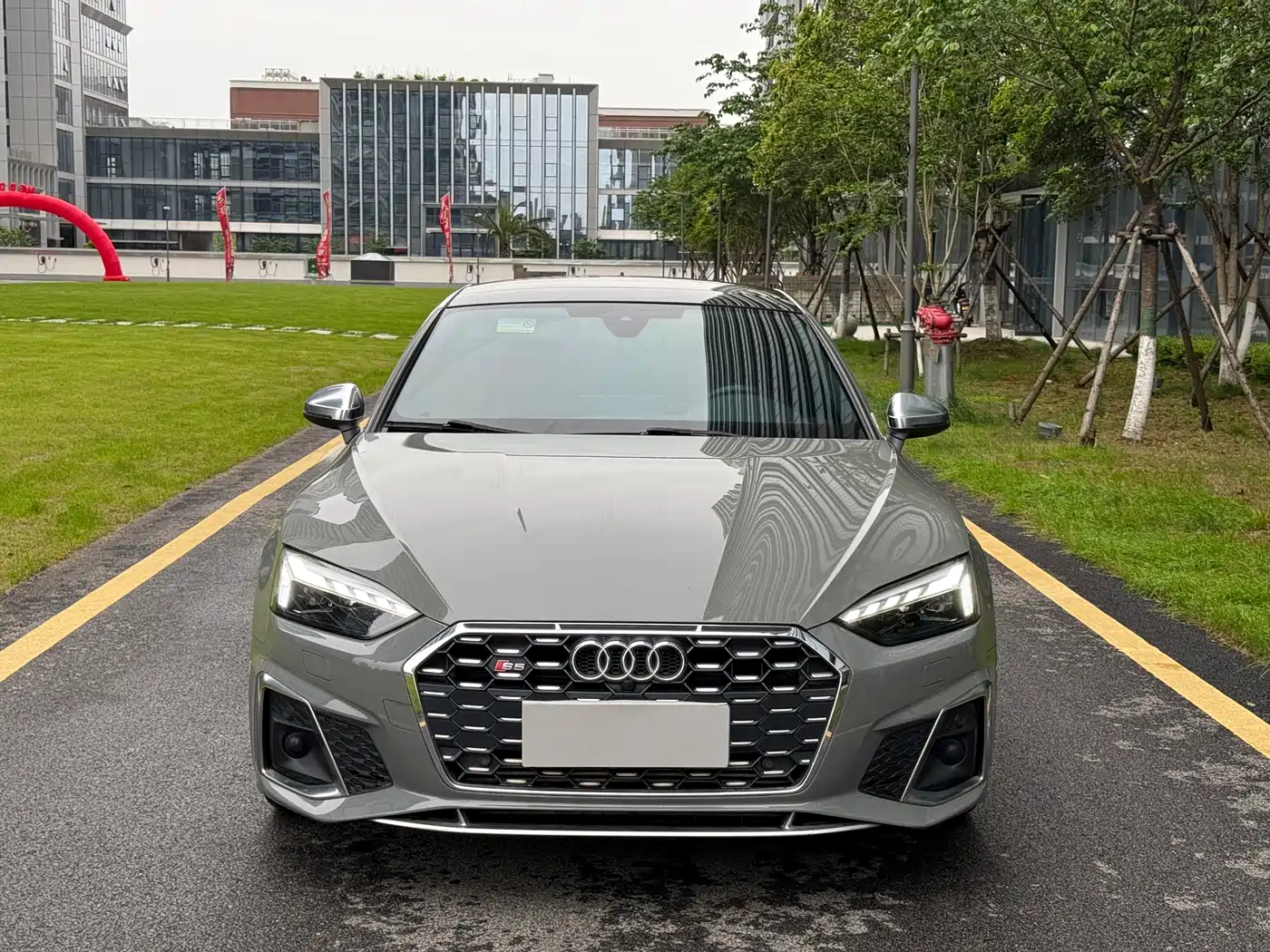 AUDI S5