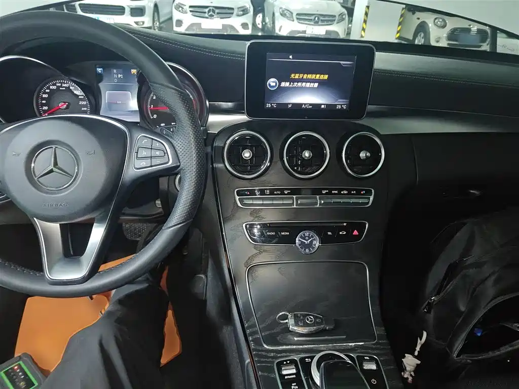Mercedes-Benz C-Class 2016 C 200 L Sport фото 6