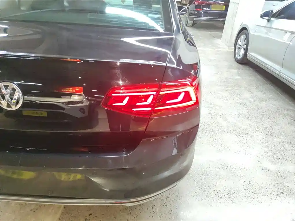 Volkswagen Magotan 2020 280TSI DSG Comfort фото 24