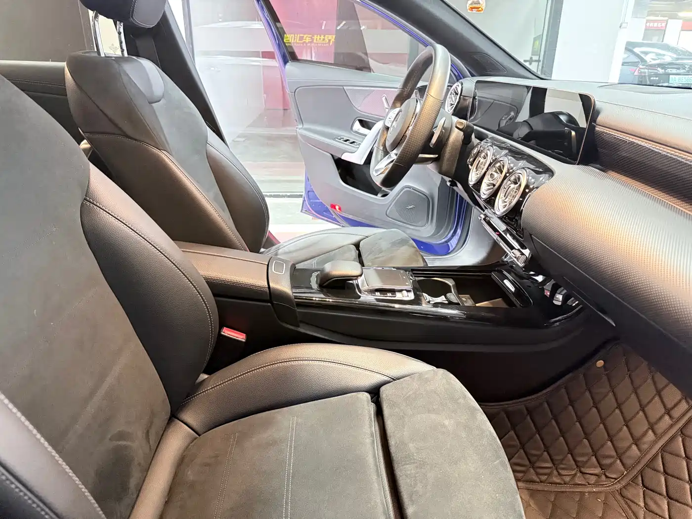 Mercedes-Benz A-Class 2020 A 200 L Sport Sedan фото 14