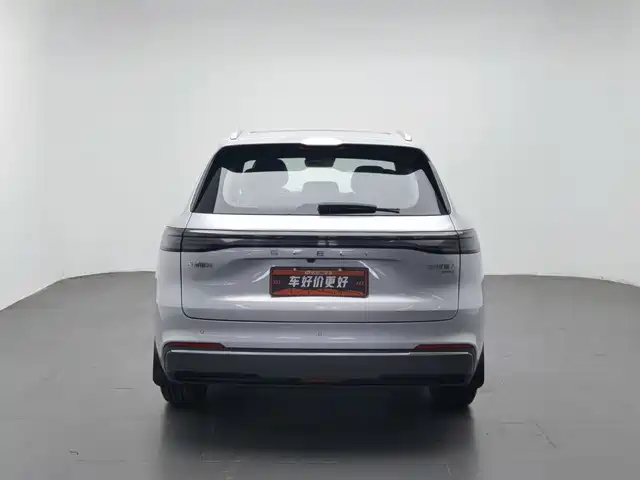 Geely Galaxy Galaxy Starship 7 EM-i 2025 Model 120km Voyage+ Edition — фото 4