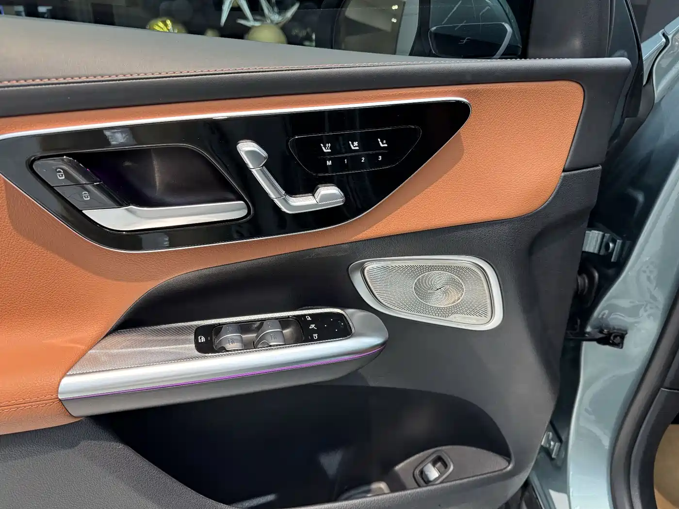 Mercedes-Benz GLC 2025 GLC 300 L 4MATIC Luxury 5-seater фото 14