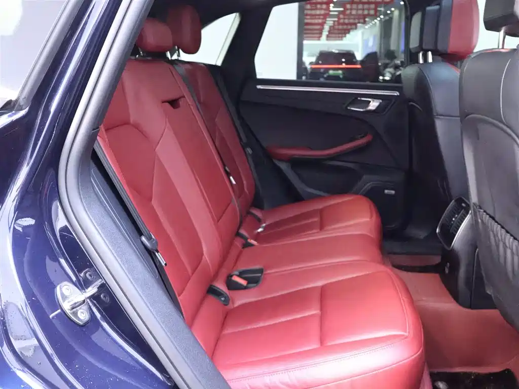 Porsche Macan 2023 Macan 2.0T фото 22
