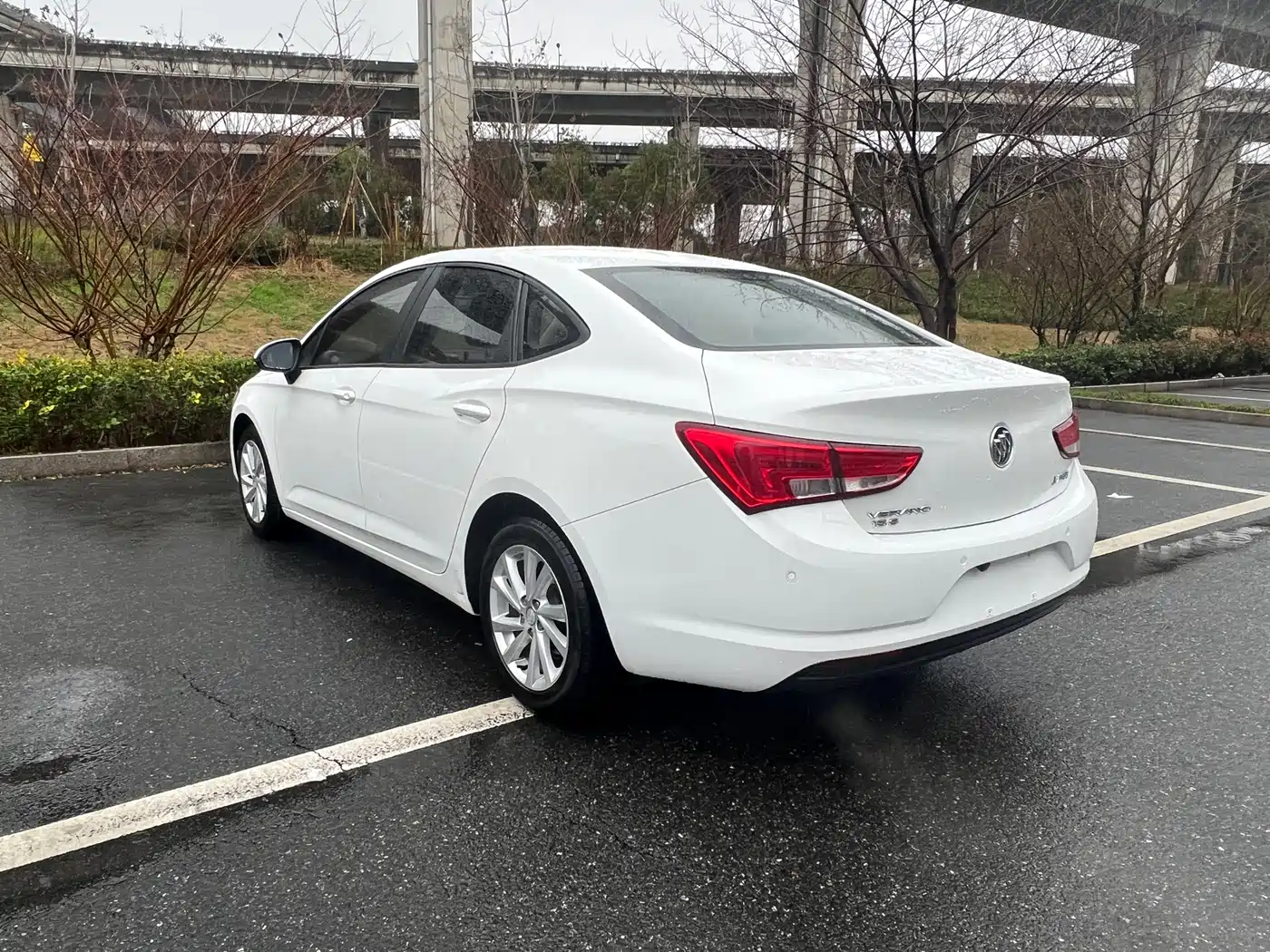 Buick Verano 2018 Sedan 15S Automatic Leading фото 7
