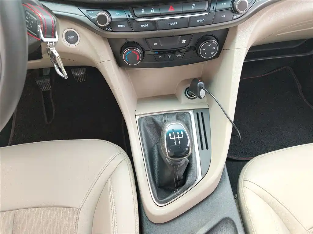 Buick Excelle 2016 15N Manual Elite фото 14