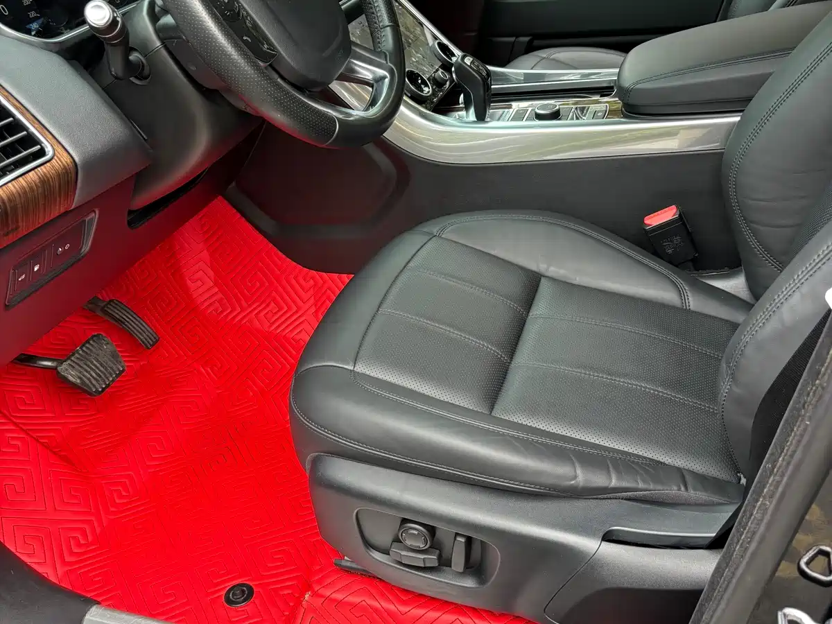 Land Rover Range Rover Sport PHEV 2019 P400e HSE фото 18