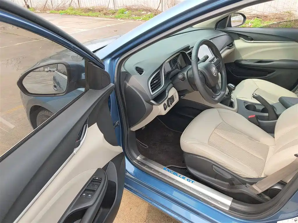 Buick Excelle 2016 15N Manual Elite фото 16