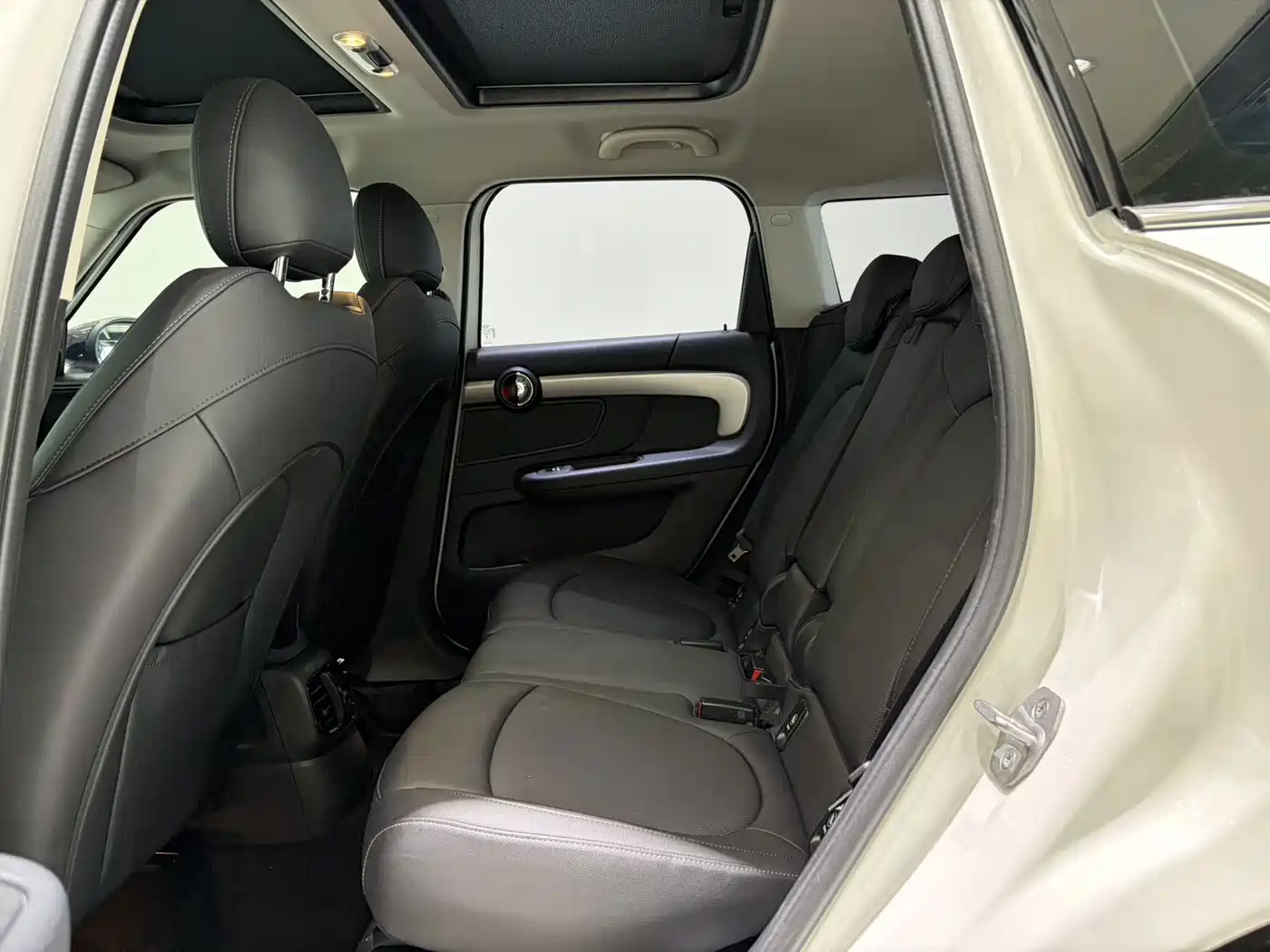 MINI COUNTRYMAN 2023 2023 Facelift 1.5T COOPER ALL4 Connoisseur