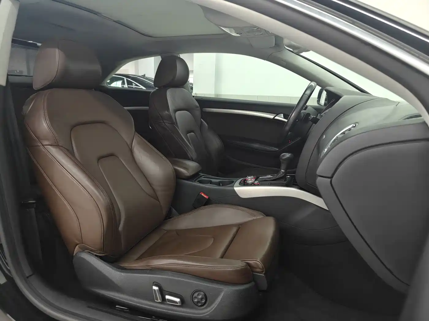 Audi A5 (Import) 2012 3.0TFSI Coupe quattro фото 11