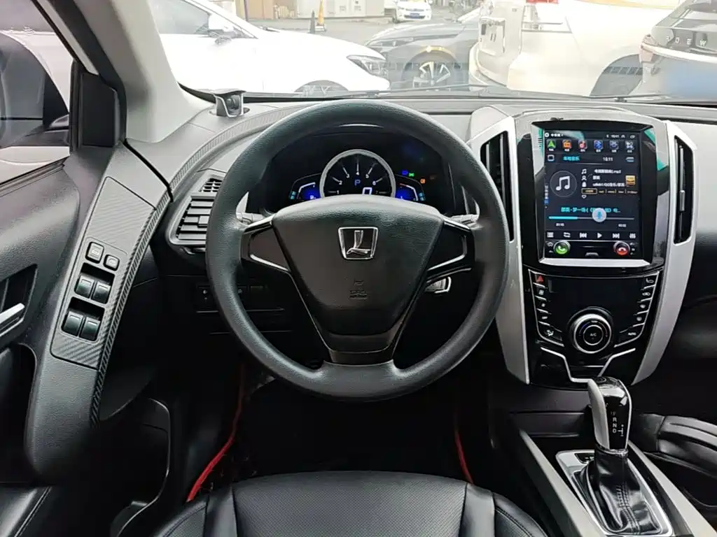 Luxgen U6 SUV 2015 2015 1.8T Charm Upgrade