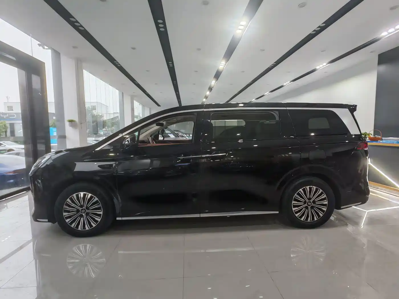 BYD Xia 2025 2025 DM-i 1.5T 180km Excellence