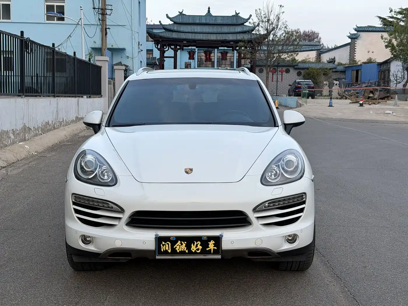 Porsche Cayenne 2014 Cayenne Platinum Edition 3.0T фото 2