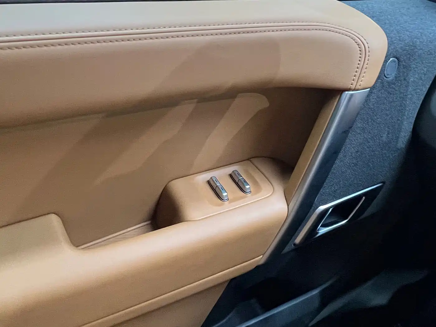 iCAR V27 2026 2026 200KM AWD Falcon 500