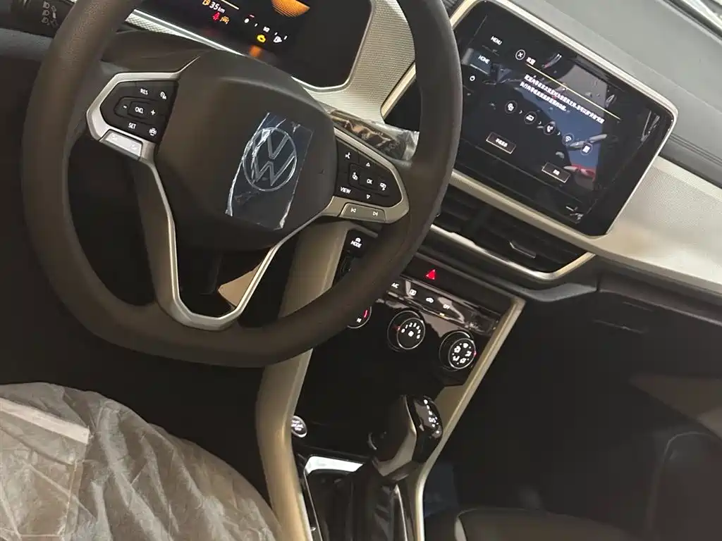 Volkswagen T-ROC 2025 Facelift 280TSI DSG 2WD Time Edition фото 22